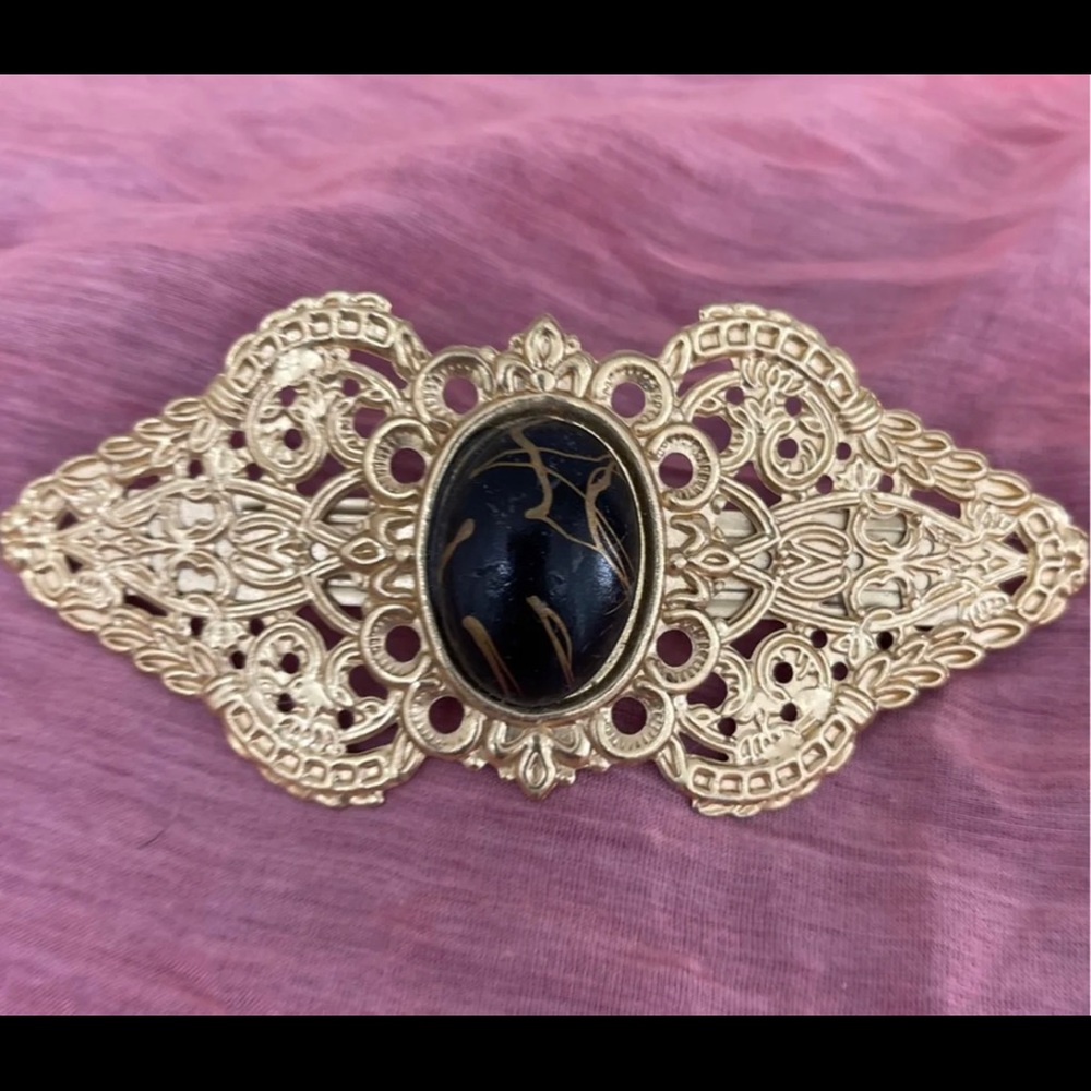 Hair Clips (Gold X3) - Picture 2 of 5